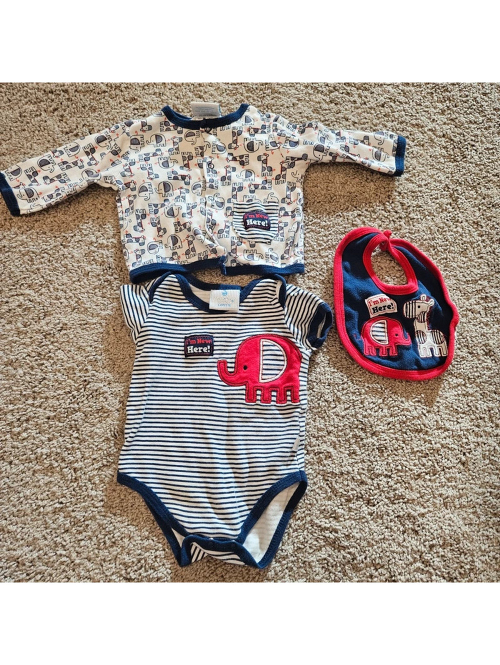 Little & Loved Baby 3 Piece Elephant Giraffe Outfit Bodysuit Jacket Bib 6-9M